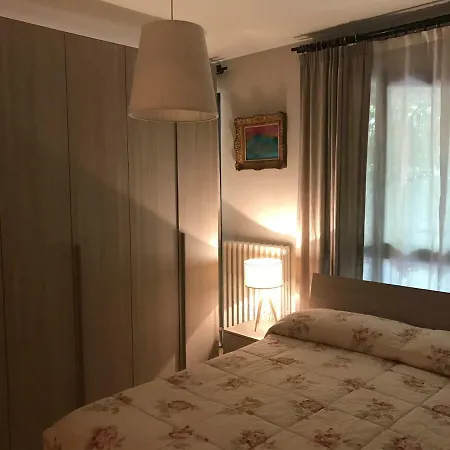 Appartement Monolocale Con Giardino