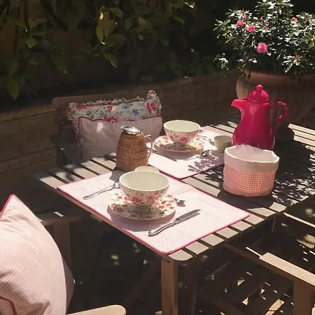 Appartamento Monolocale Con Giardino