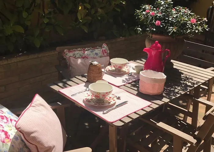 Appartement Monolocale Con Giardino